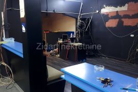 Izdavanje lokala 156+30m2 u naselju Galenika, Zemun, Commercial property