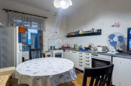 RIJEKA, POTOK - PRILIKA stan za adaptaciju 95m², Rijeka, Daire