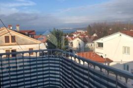 OTOK KRK, MALINSKA - apartman u blizini mora, Malinska-Dubašnica, Appartamento