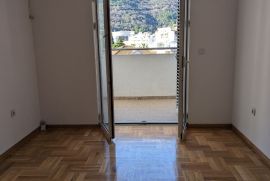 Dvosoban stan u Crvenoj gradi, Budva, Appartement