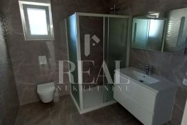 Novogradnja u Kostelju 3S+DB 82 M2 + 68 M2 terase. Bez poreza!, Vinodolska Općina, Appartement