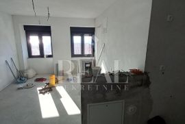 Prodaja kuće  s 5 stambenih jedinica  u Kostreni S+1+VP  210 m2, Kostrena, Σπίτι