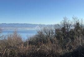 OPATIJA, LOVRAN - građevinski teren 1745m2 s kvalitetnim pogledom na more, Lovran, Terreno