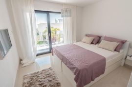 OPATiJA, POBRI- villa 500m2 s panoramskim pogledom na more i bazenom na krovu + okoliš 800m2, Opatija - Okolica, Дом