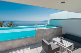 OPATiJA, POBRI- villa 500m2 s panoramskim pogledom na more i bazenom na krovu + okoliš 800m2, Opatija - Okolica, Дом