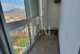 Renovirani dvosoban stan u Splitu, predio Kocunar!!!, Split, Διαμέρισμα