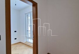 Apartman 43m² Dvije Spavaće Sobe 3 Sprat  Poljice Jahorina, Pale, Daire