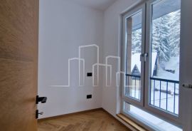 Apartman 43m² Dvije Spavaće Sobe 3 Sprat  Poljice Jahorina, Pale, Daire