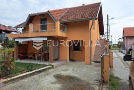 Zagreb, Sloboština, obiteljska kuća   NKP 185m2, Zagreb, Casa