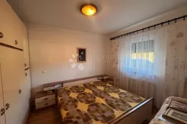 Grobnik-Stan sa terasom u novijoj gradnji, Čavle, Appartement