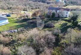 Veliko građevinsko zemljište u okolici Barbana, Barban, Terra