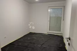 RIJEKA, DONJI ZAMET -2S+DB, balkon novoadaptiran!!, Rijeka, Appartamento