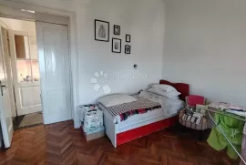 ADAPTIRANI STAN SA PANORAMSKIM POGLEDOM, Rijeka, Appartement