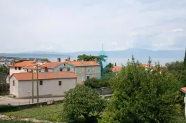 Otok Krk, Malinska Centar, Samostojeća apartmanska kuća sa 7 jedinica, 450 m do mora, prodaja, Malinska-Dubašnica, Ev