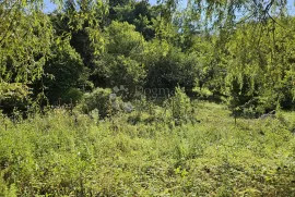 Zemljište sa pomoćnom zgradom i nadstrešnicom, Sveti Ilija, Land