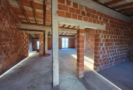 BELAFUŽA, ZADAR - Prostrani stan od 96 m2 na odličnoj lokaciji, Zadar, Kвартира