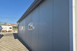 Stambeno-poslovni objekt u okolici Poreča 208m2, Poreč, Maison