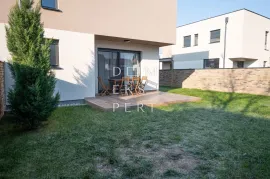 Dugo Selo - Jug, Dugo Selo, najam, četverosoban, namješten stan s vrtom - 132m2, Dugo Selo, Apartamento