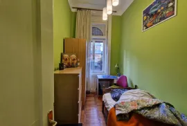 Pula,Veruda-stan u austrougarskoj vili 100 m2, Pula, Appartement