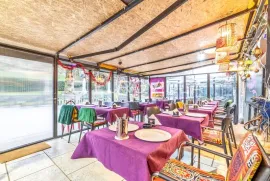 Zagreb, strogi centar, uhodan restoran 56 m2 s terasom 24 m2, Zagreb, Gewerbeimmobilie