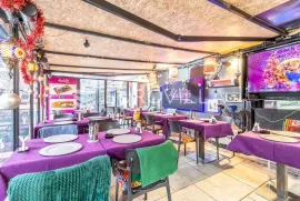 Zagreb, strogi centar, uhodan restoran 56 m2 s terasom 24 m2, Zagreb, Gewerbeimmobilie