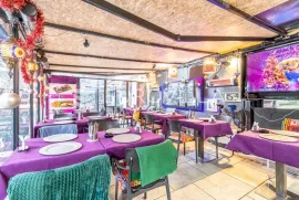 Zagreb, strogi centar, uhodan restoran 56 m2 s terasom 24 m2, Zagreb, Gewerbeimmobilie