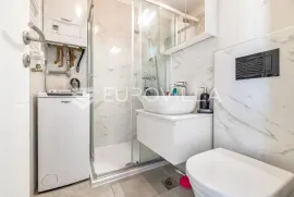 Zagreb, Donji Grad, moderan dvosoban stan u centru, NKP 49 m2, Daire