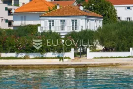 Zadar, Diklo, moderna i elegantna vila prvi red uz more, Zadar, Дом