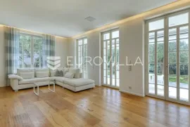 Zadar, Diklo, moderna i elegantna vila prvi red uz more, Zadar, Famiglia