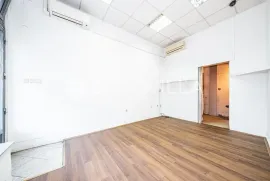 Zagreb, centar, poslovni prostor/ ulični lokal 19,80 m2, Zagreb, Commercial property