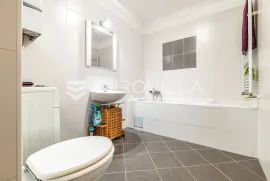 Zagreb, Jarun, Vrbani, Prekrasan dvosoban stan 55m2 + GPM, Διαμέρισμα