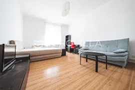 Tkalčićeva ulica, jednosoban stan na 2. katu, Zagreb, Appartement