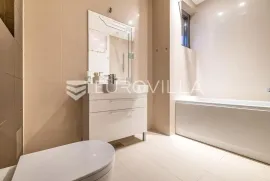 Zagreb, Vrhovec četverosoban stan 82,65 + dvosoban stan 40m2 + GPM, Zagreb, Appartement