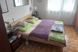 dubrava kat kuće 78m2+ potkrovlje, Zagreb, Apartamento