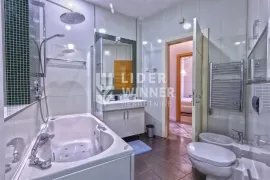 Lux trosoban stan, 93m2 sa velikim dvorištem - Dedinje. ID#119365, Savski Venac, Stan