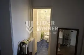 Izuzetan salonac ID#131237, Vračar, Appartment