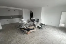 Učiteljsko naselje, V, 2.5, EG, 82m2 USELJIV, Zvezdara, Appartment