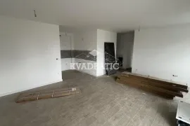 Učiteljsko naselje, I, 2.5, EG, 70m2 USELJIV, Zvezdara, Appartment