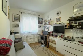 NAMJEŠTEN STAN SA DVIJE SPAVAĆE SOBE I POGLEDOM NA MORE, Ližnjan, Appartment