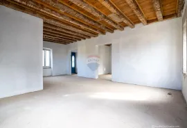 Rijeka, Villa 400m2, 3 stana i 3 garaže, Rijeka, Propriedade comercial