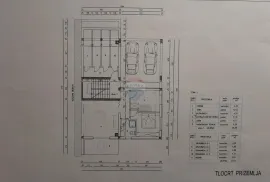 Istra,Pula stan u prizemlju na periferiji grada, Pula, Διαμέρισμα