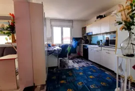 Rijeka, Vojak, 3SKL stan 69m2 s pogledom na Kvarner, Rijeka, Appartement