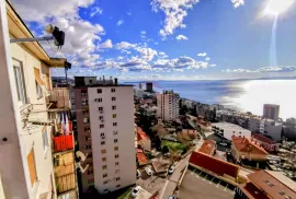 Rijeka, Vojak, 3SKL stan 69m2 s pogledom na Kvarner, Rijeka, Appartement