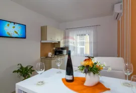 Rijeka, centar, dva stana/apartmana ukupne površine 61 m2, Rijeka, Daire