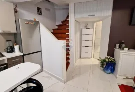 Rijeka, Belveder, kuća 52 m2, Rijeka, House