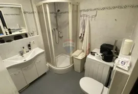 Rijeka, Mlaka - stan 2S KL površine 63m2, Rijeka, Appartement