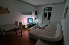 Rijeka, Centar, adaptirana 2 stana površine 113m2, Rijeka, Appartement