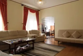 Rijeka, Korzo, 2S+DB stan površine 98m2, Rijeka, Appartment