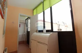 RIJEKA, CENTAR - stan 2S+DB, površine 73 m2, Rijeka, Daire