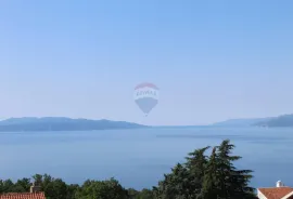 RIJEKA - BIVIO - NEZAVRŠENA SAMOSTOJEĆA KUĆA S VELIKOM OKUĆNICOM, Rijeka, Maison